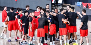 a-milli-erkek-basketbol-takimi-bosna-hersek-maci-hazirliklarina-basladi-s8KrqfVy.jpg