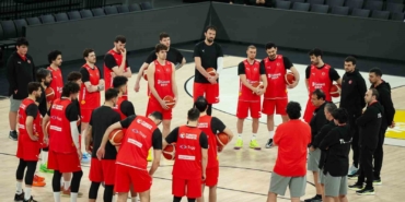 a-milli-erkek-basketbol-takimi-sirbistan-maci-hazirliklarina-basladi-fYssSZ7F.jpg