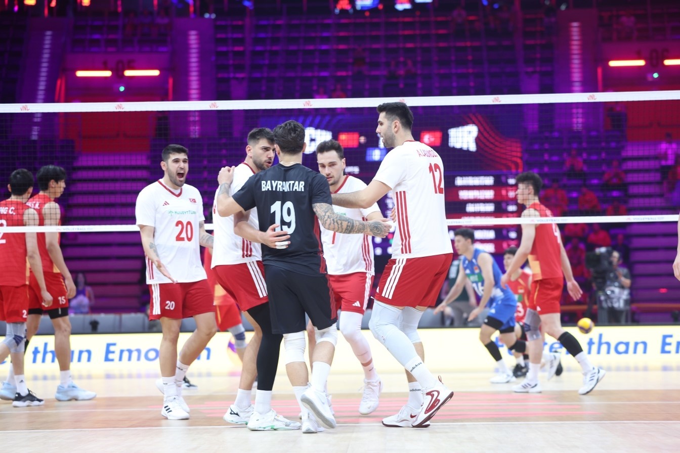 a milli erkek voleybol takimi cini 3 0 maglup etti 0 OqfiAR45