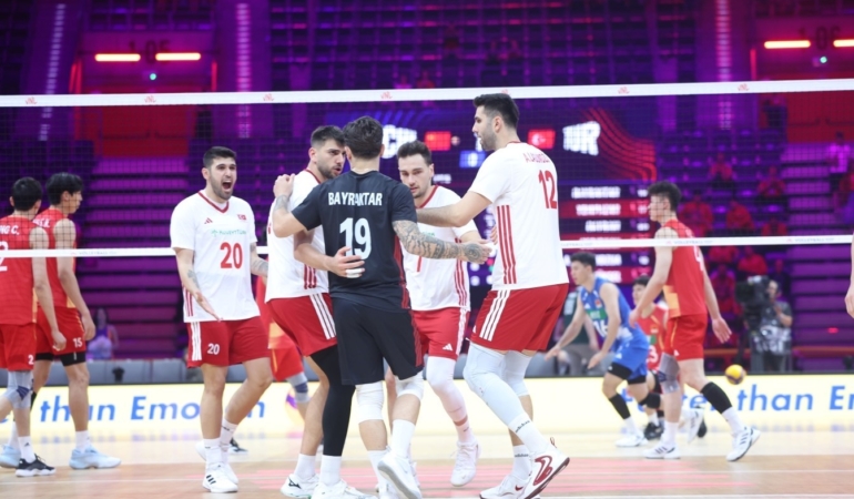 a-milli-erkek-voleybol-takimi-cini-3-0-maglup-etti-ZsJBk8Cd.jpg