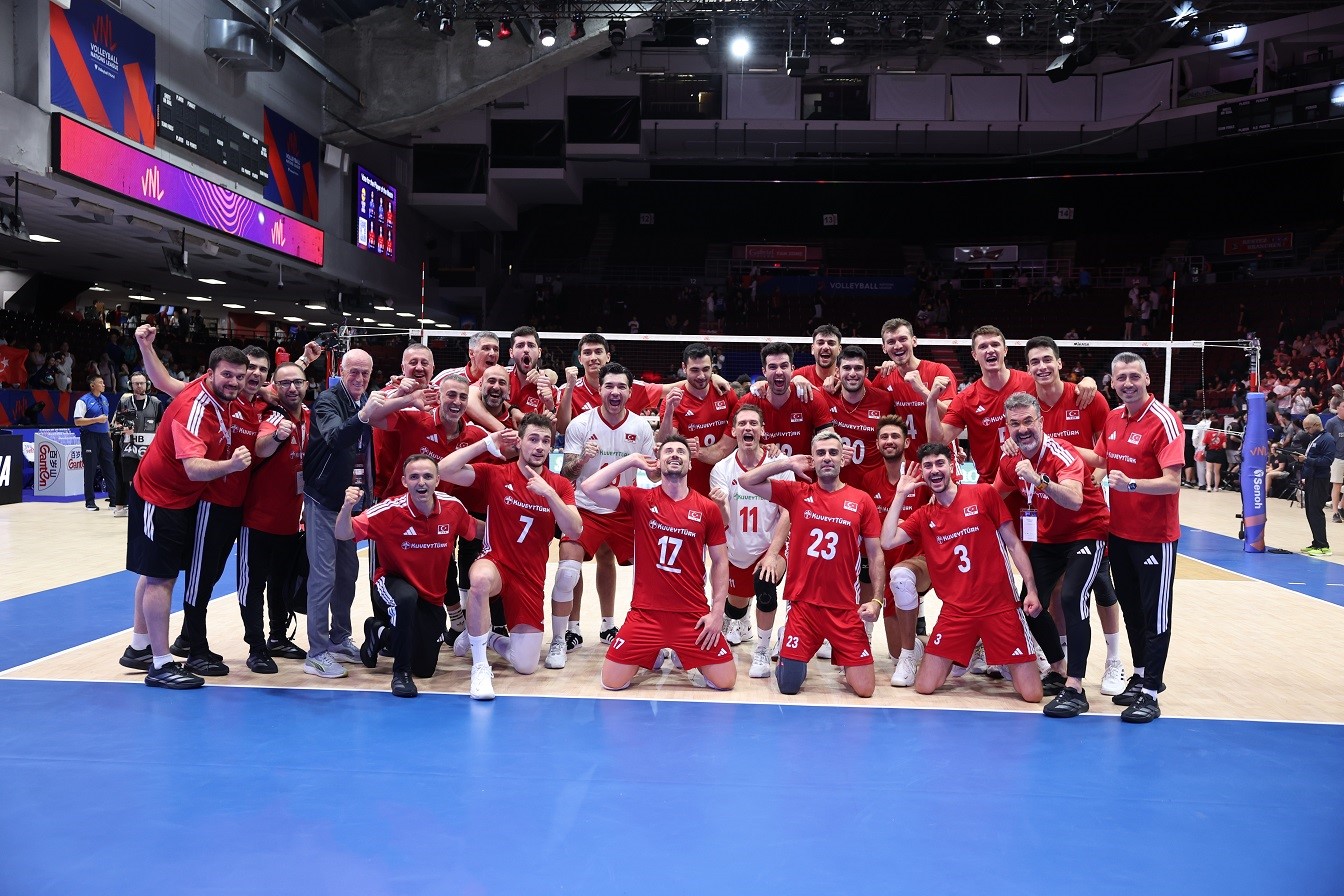a milli erkek voleybol takimi fransayi 3 0 maglup etti 1 FKNffOf6