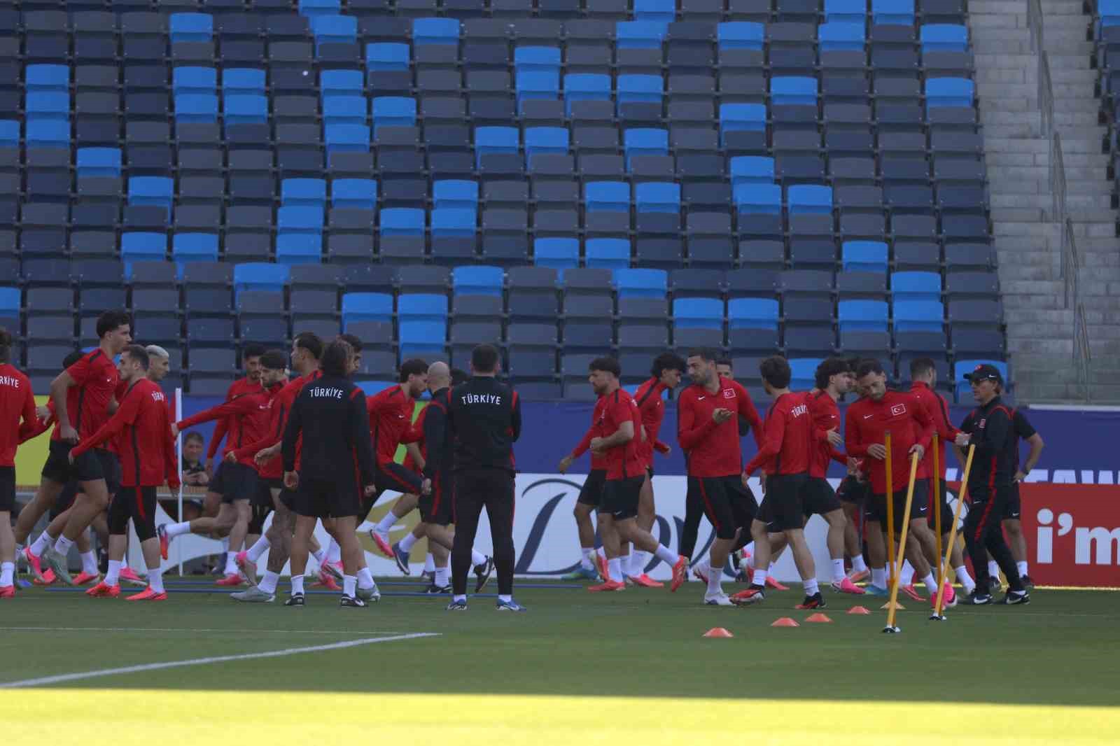 a milli futbol takimi abd maci hazirliklarini tamamladi 11 H1sHqG5a