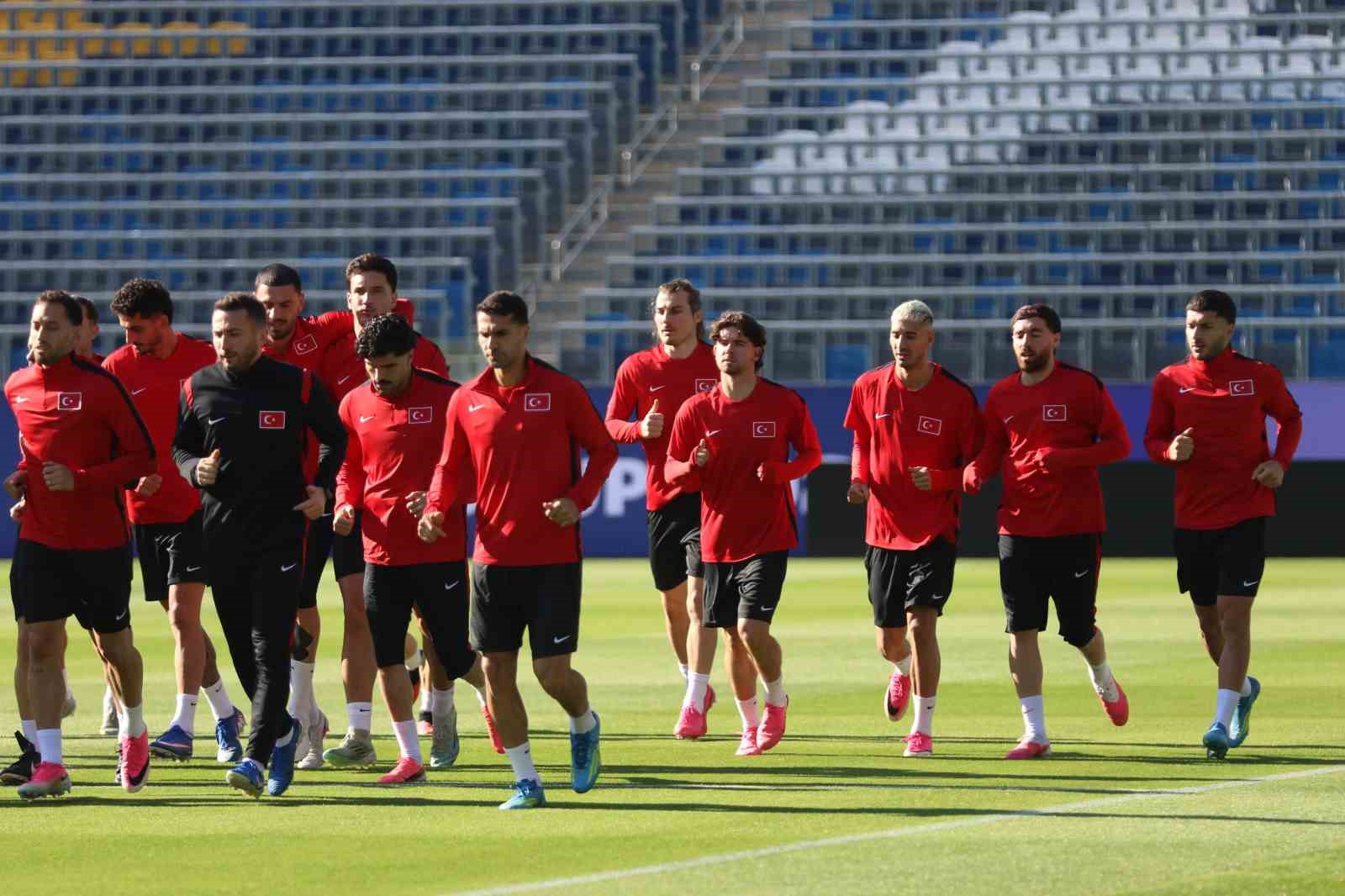 a milli futbol takimi abd maci hazirliklarini tamamladi 6 XMhjwtQ4
