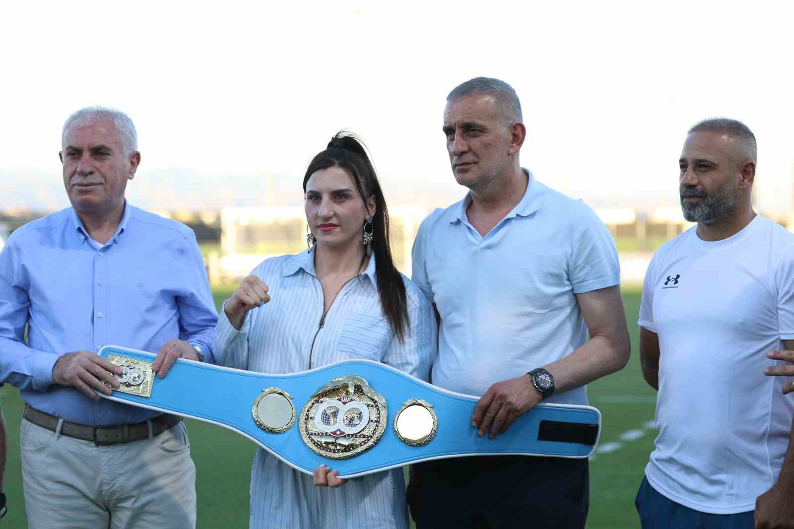 A Milli Futbol Takımı, Avustralya maçının hazırlıklarına devam etti 14 a milli futbol takimi avustralya macinin hazirliklarina devam etti 10