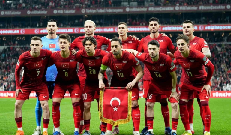a-milli-futbol-takimi-hazirlik-macinda-kuzey-makedonyayi-konuk-edecek-ybIlpM6E.jpg