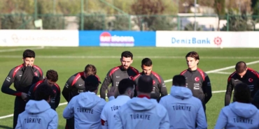 a-milli-futbol-takimi-ispanya-maci-hazirliklarina-basladi-VB1XXPLb.jpg