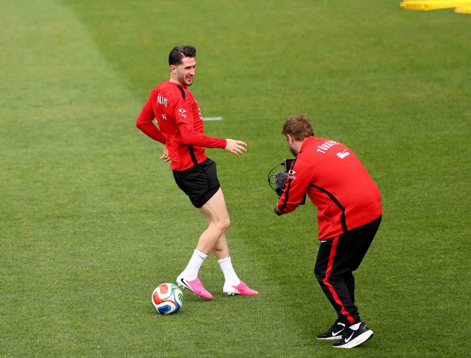 a milli futbol takimi kuzey makedonya maci hazirliklarini tamamladi 14 c976z5Ve