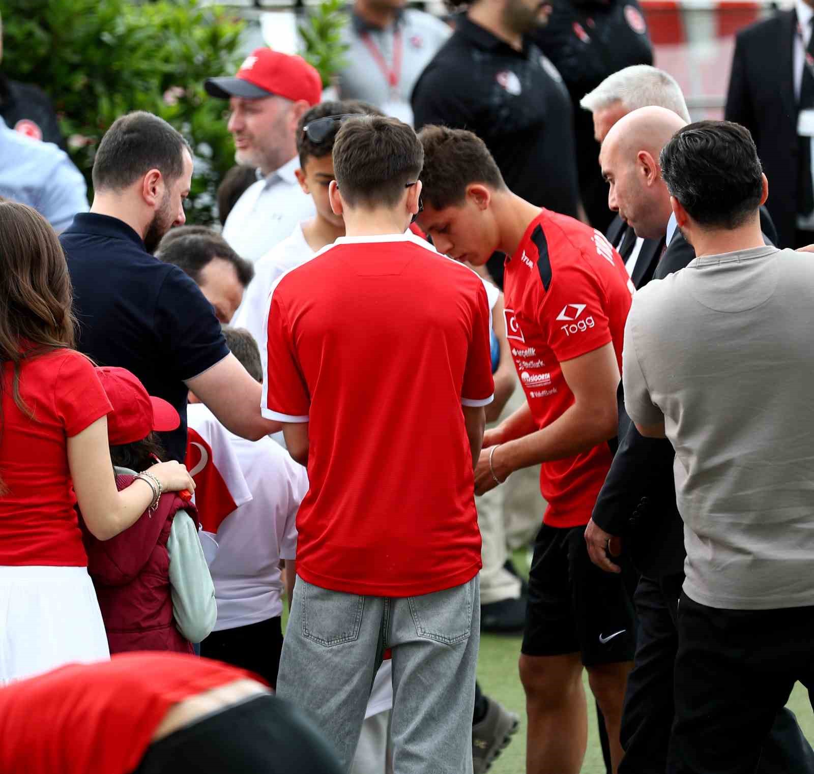 a milli futbol takimi kuzey makedonya maci hazirliklarini tamamladi 4 rtuufSwj