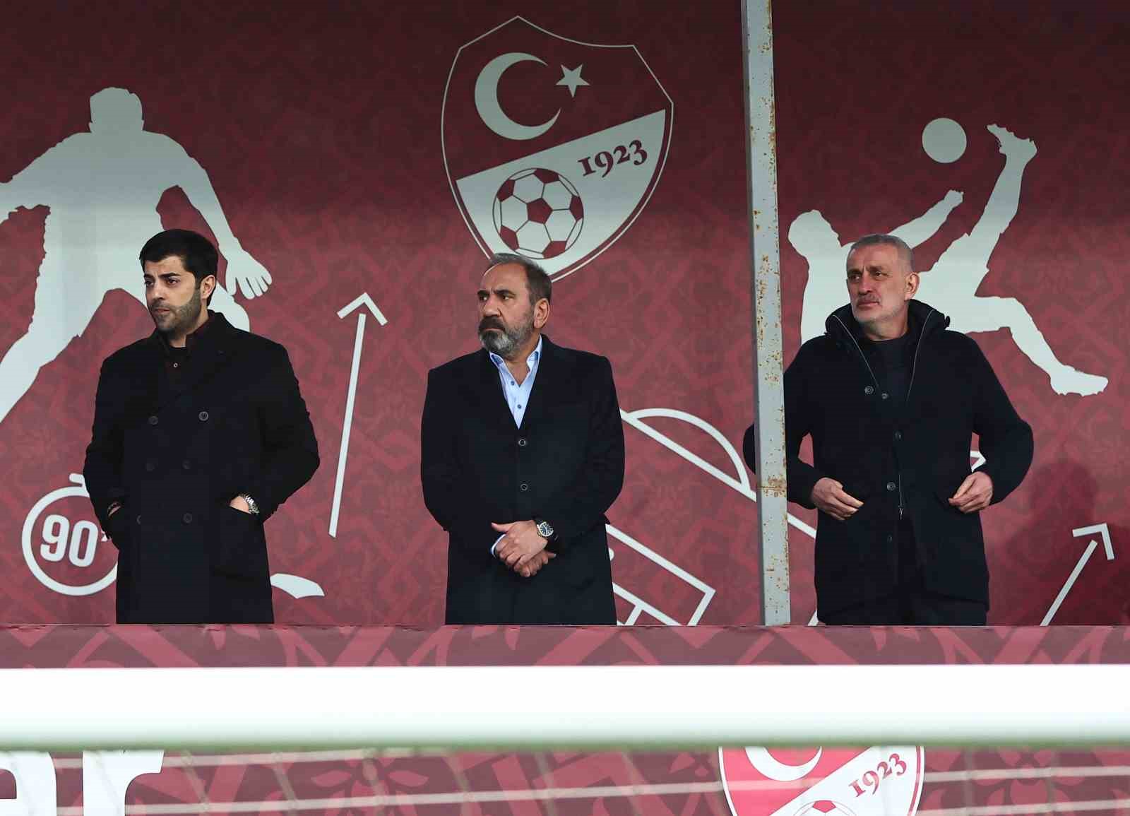 a milli futbol takimi romanya maci hazirliklarini surdurdu 5 VcT8Cp1C