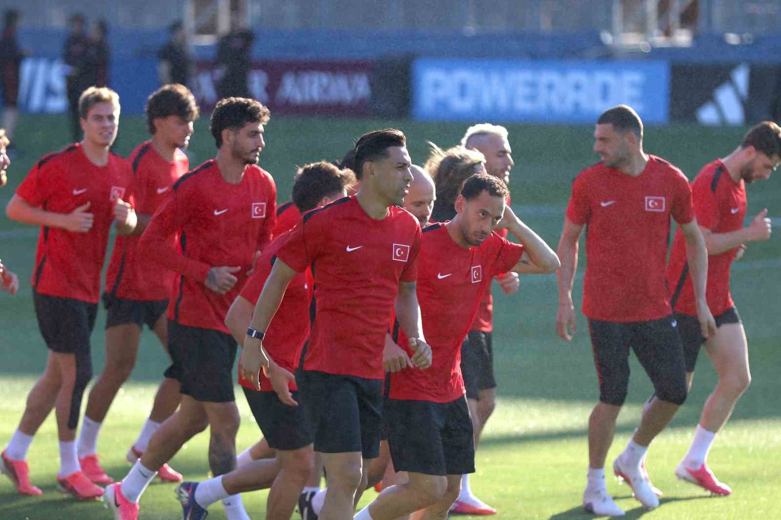 a milli futbol takimi san franciscodaki ilk antrenmanini yapti 5 5G3apKBU