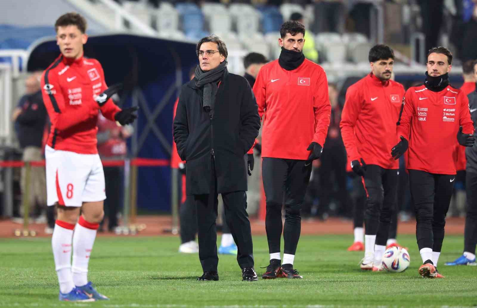 a milli futbol takiminda 3 degisiklik 0 PZCRjO7C