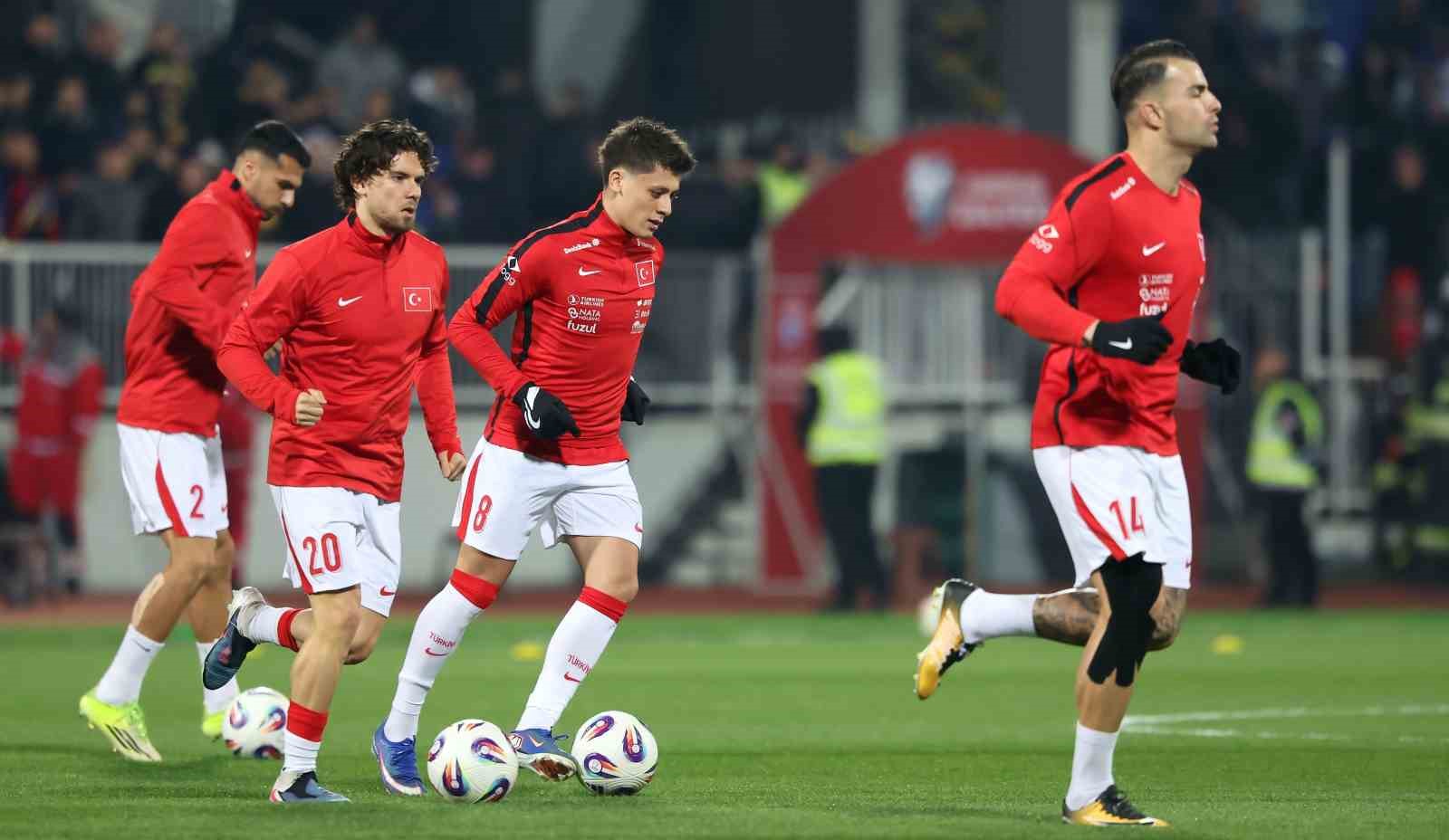 a milli futbol takiminda 3 degisiklik 1 lfeR2CQS