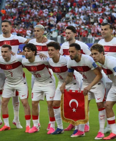 a-milli-futbol-takiminda-3-degisiklik-eE4ydIzG.jpg