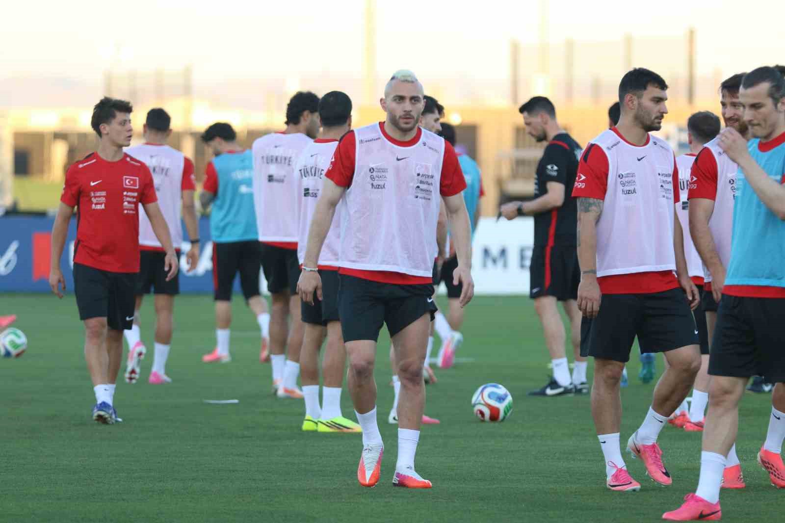 a milli futbol takiminda abd macinin hazirliklari basladi 12 HZtMwni4