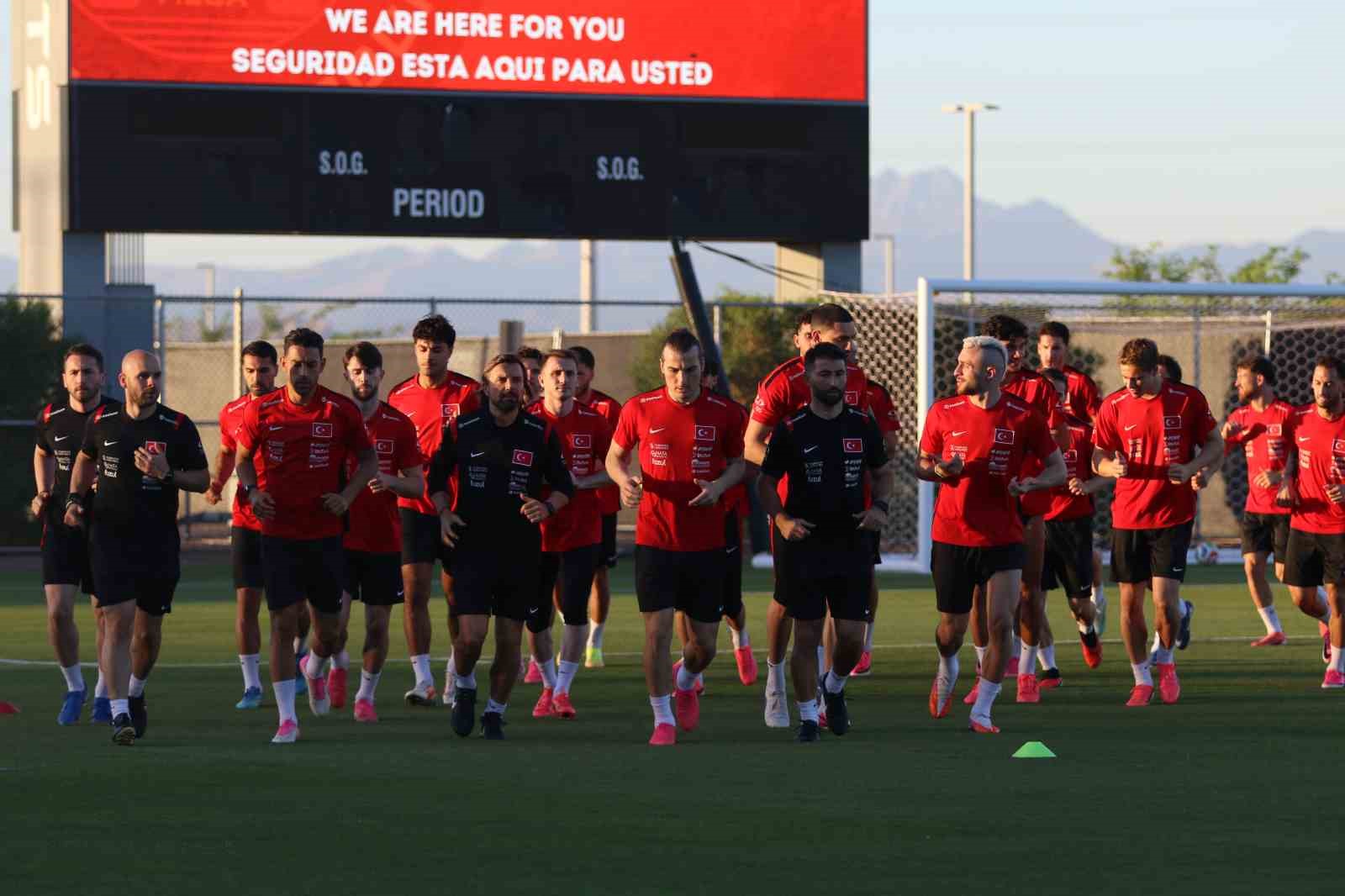 a milli futbol takiminda abd macinin hazirliklari basladi 3