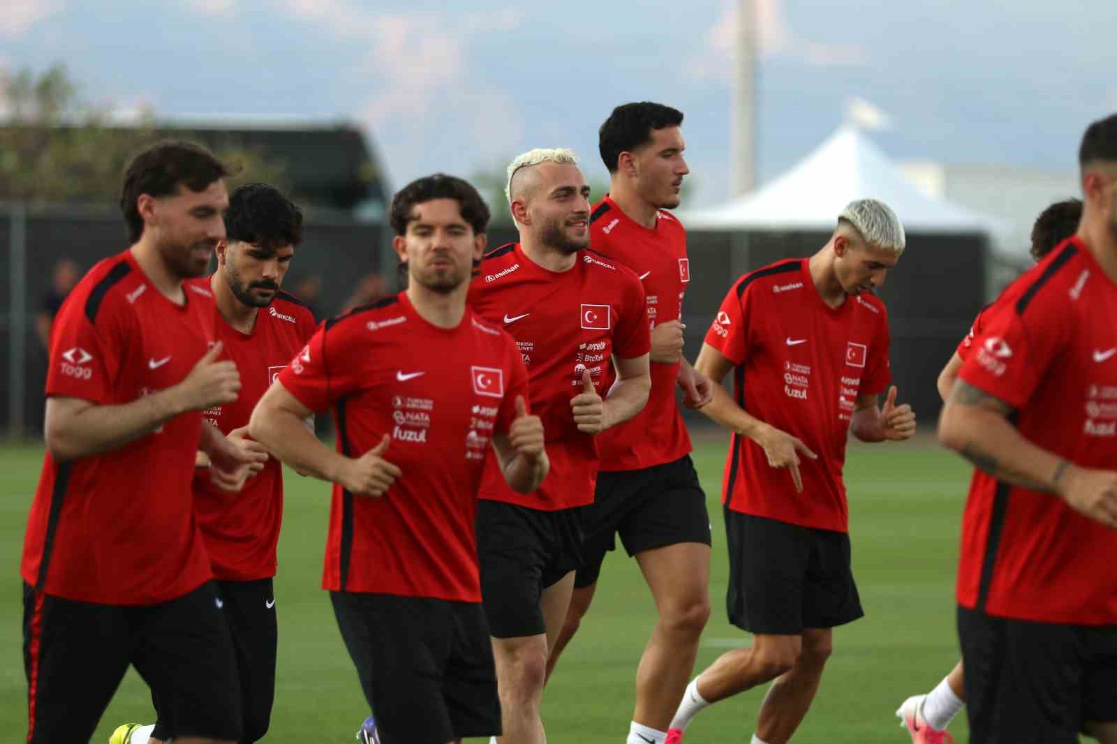 A Milli Futbol Takımı’nda Paraguay maçının hazırlıkları başladı 8 a milli futbol takiminda paraguay macinin hazirliklari basladi 4 LC8Jg41M