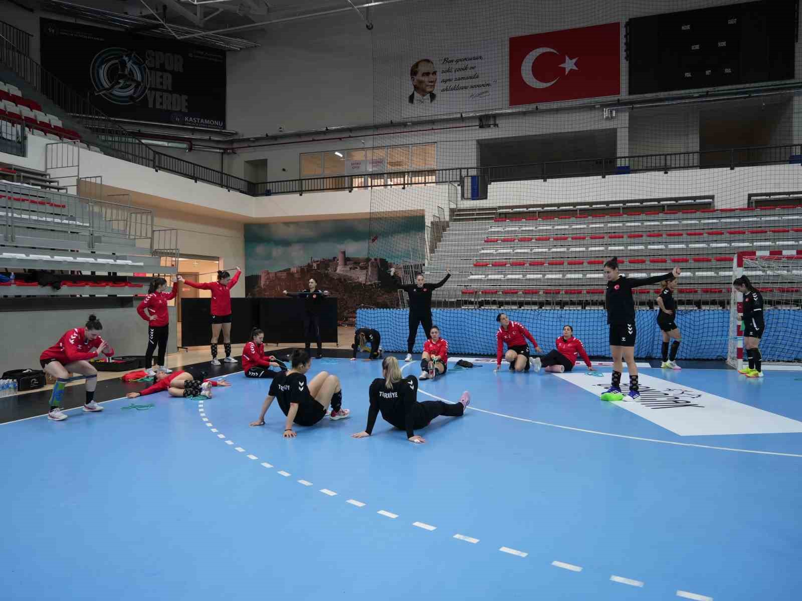A Milli Kadın Hentbol Takımı, Çekya maçının hazırlıklarını Kastamonu’da sürdürdü 4 a milli kadin hentbol takimi cekya macinin hazirliklarini kastamonuda surdurdu 0 qNc1aiCE