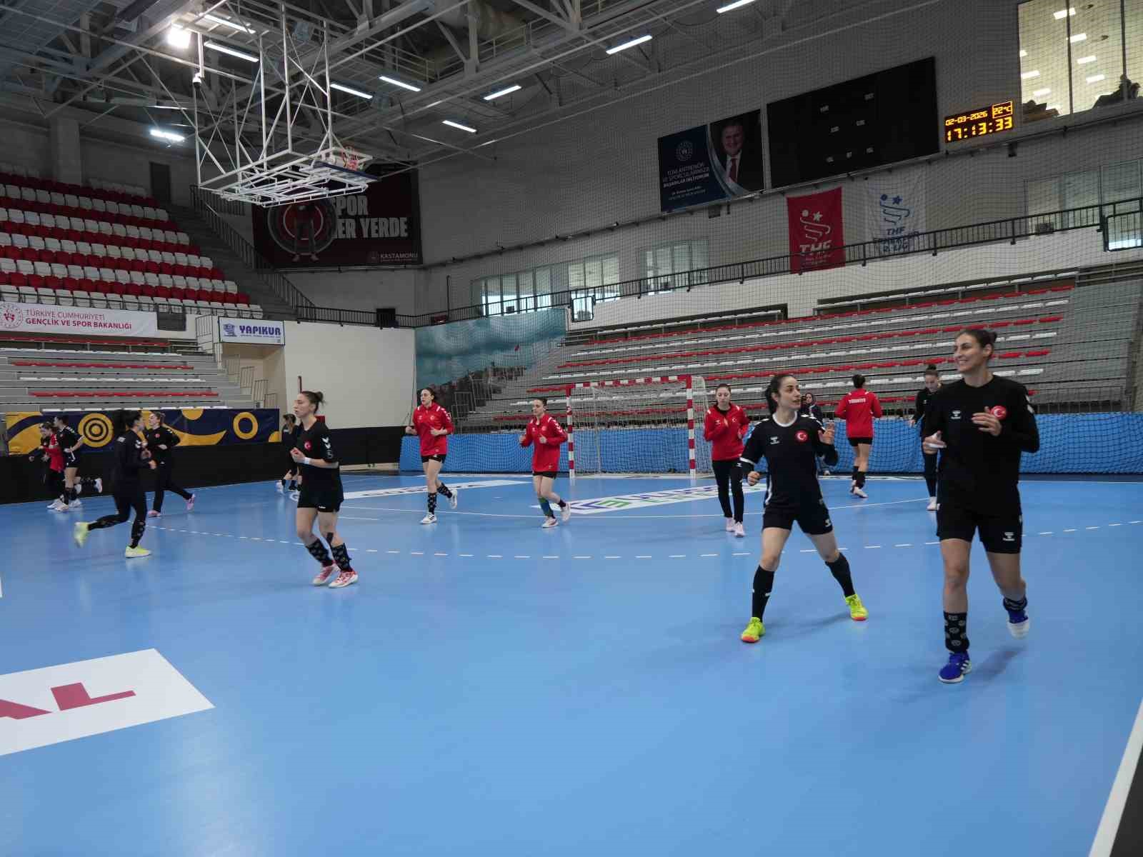 A Milli Kadın Hentbol Takımı, Çekya maçının hazırlıklarını Kastamonu’da sürdürdü 6 a milli kadin hentbol takimi cekya macinin hazirliklarini kastamonuda surdurdu 2 FW532rnv