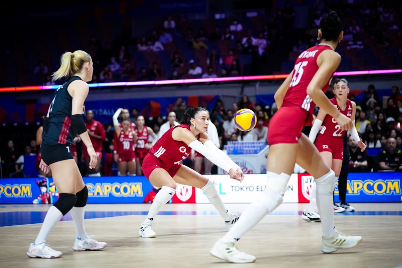 a milli kadin voleybol takimi abdye maglup oldu 0 7HR2ubZY