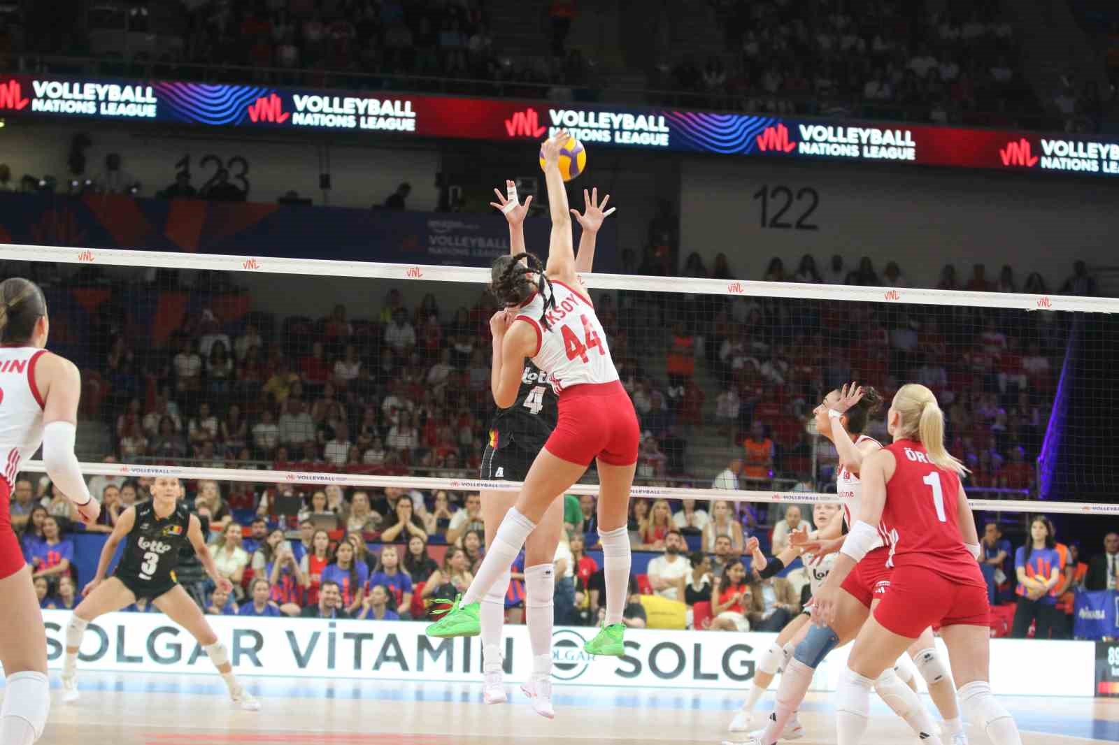 A Milli Kadın Voleybol Takımı, Belçika’yı 3-0 mağlup etti 10 a milli kadin voleybol takimi belcikayi 3 0 maglup etti 6 Eyp9JMj5