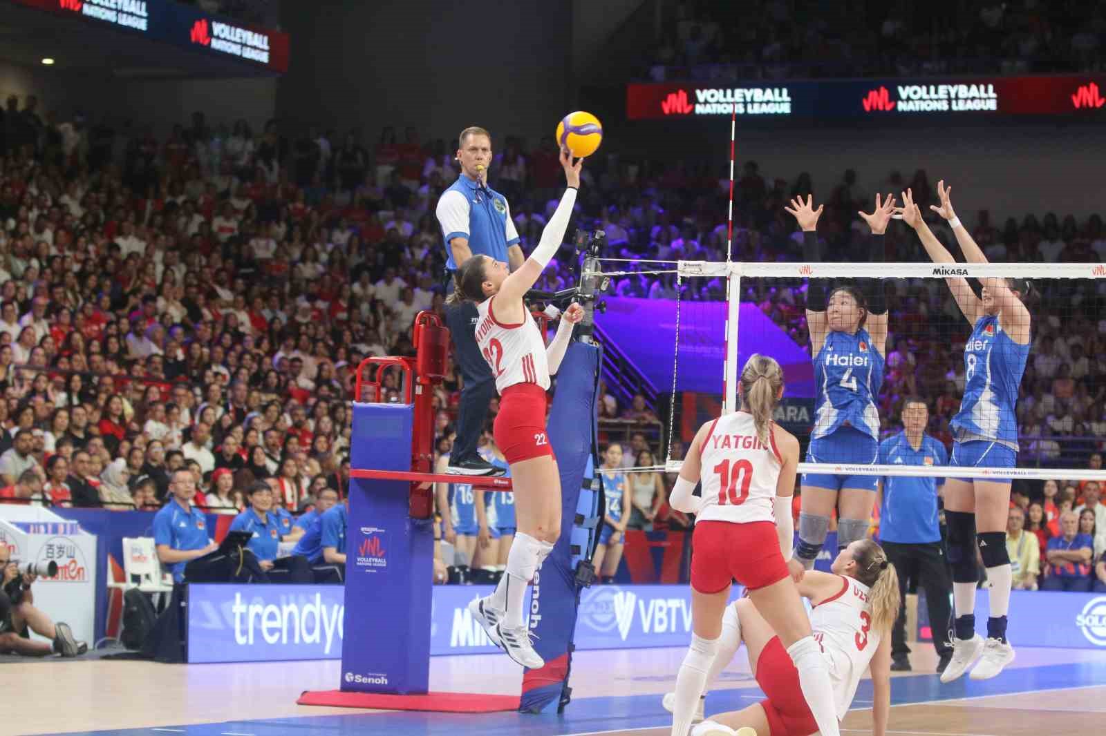 A Milli Kadın Voleybol Takımı, Çin’i 3-2 mağlup etti 16 a milli kadin voleybol takimi cini 3 2 maglup etti 12 AT7uWrCU