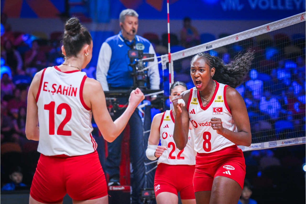 a milli kadin voleybol takimi milletler liginde yari finale yukseldi 1 T6R7N4sX