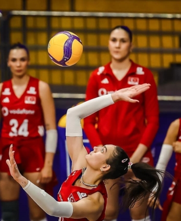 a-milli-kadin-voleybol-takimi-milletler-liginin-2-haftasinda-ankarada-parkeye-cikacak-KNgOw3pj.jpg