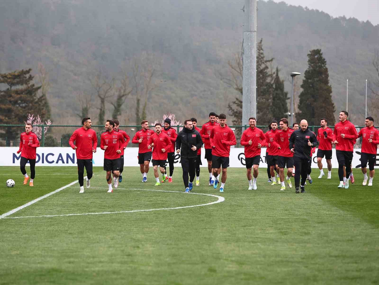 a milli takim romanya maci hazirliklarini surdurdu 1 5QwEtqq3
