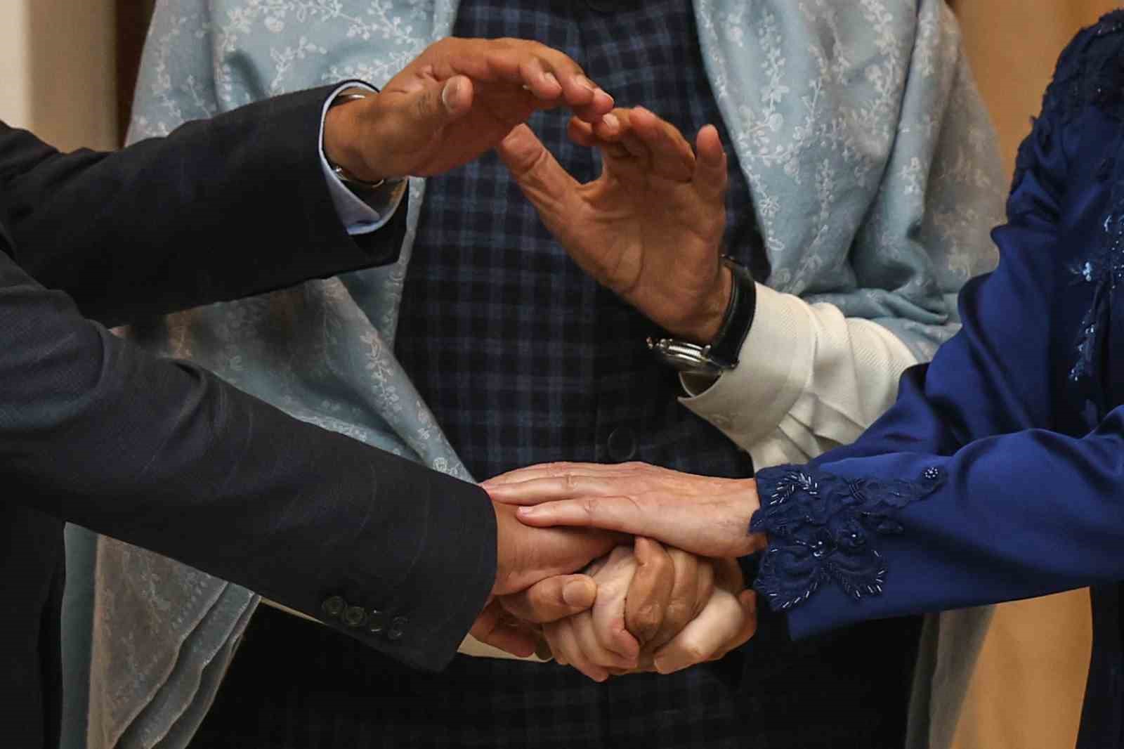ab ile hindistan arasinda 20 yilin ardindan tarihi ticaret anlasmasi 10