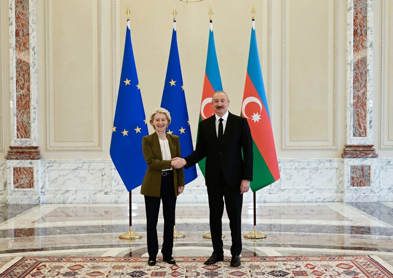 ab komisyonu baskani leyen kafkasyadaki baglanti projelerini desteklemek amaciyla 200 milyon euro hibe saglayacagiz SePabGW3