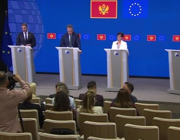 ab-komisyonunun-genislemeden-sorumlu-uyesi-kos-sirp-bakana-tepki-gosterdi-avrupada-etnik-temizligi-mesrulastiran-rHEXXdbc.jpg