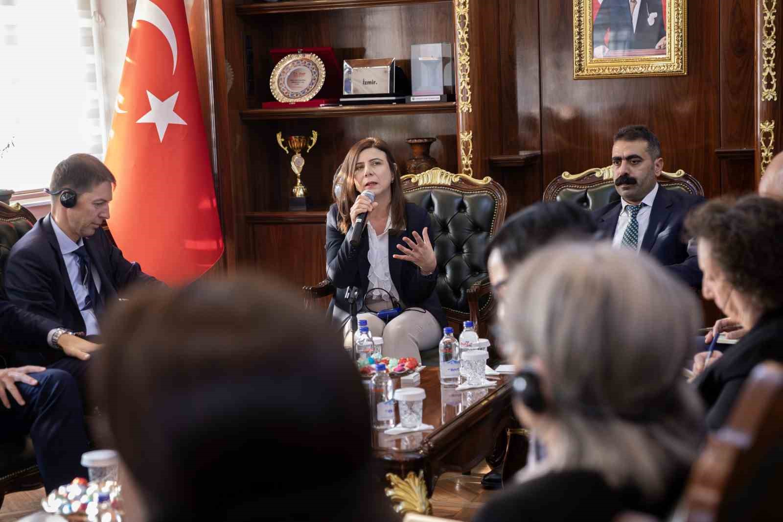 AB Türkiye Delegasyonu heyetinden Diyarbakır açılımı 4 ab turkiye delegasyonu heyetinden diyarbakir acilimi 0 1QweXLrN