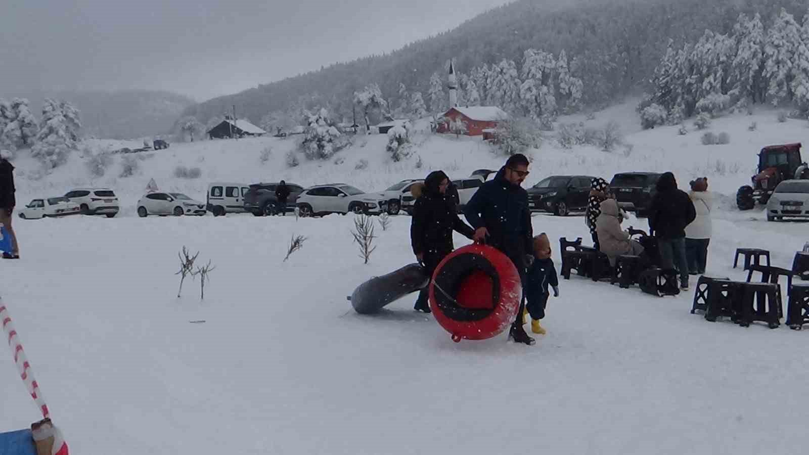 abant golu milli parkinin yamaclari kayak merkezi oldu 4 ufvqtTUP
