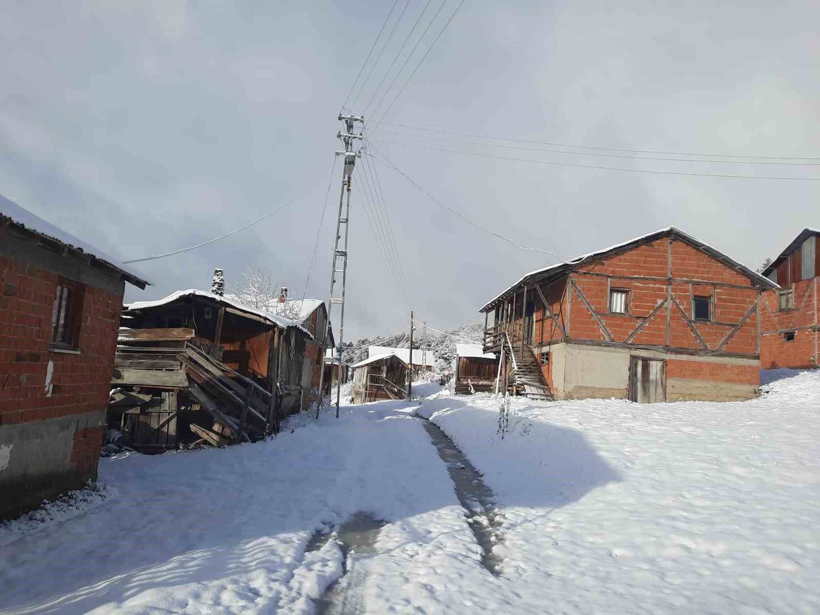 abant ve cevresindeki yaylalar beyaza burundu 2 btsCNRdA