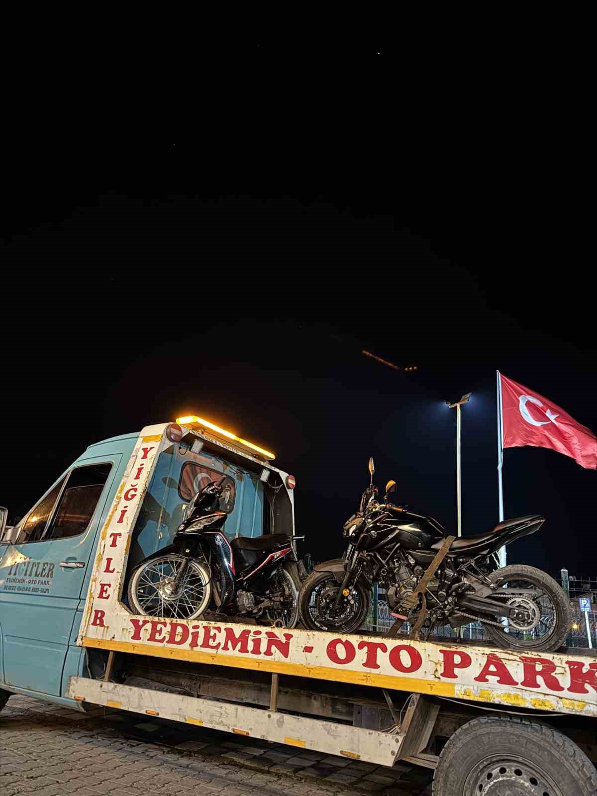 abarti egzozla cevreye rahatsizlik veren iki motosiklete 180 bin lira ceza 0 y6gvMH2V