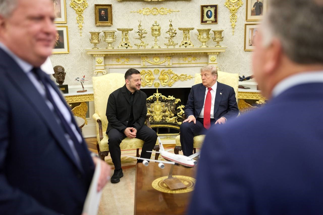 abd baskani trump beyaz sarayda zelenskiy ile gorustu 2 4PUUD32m