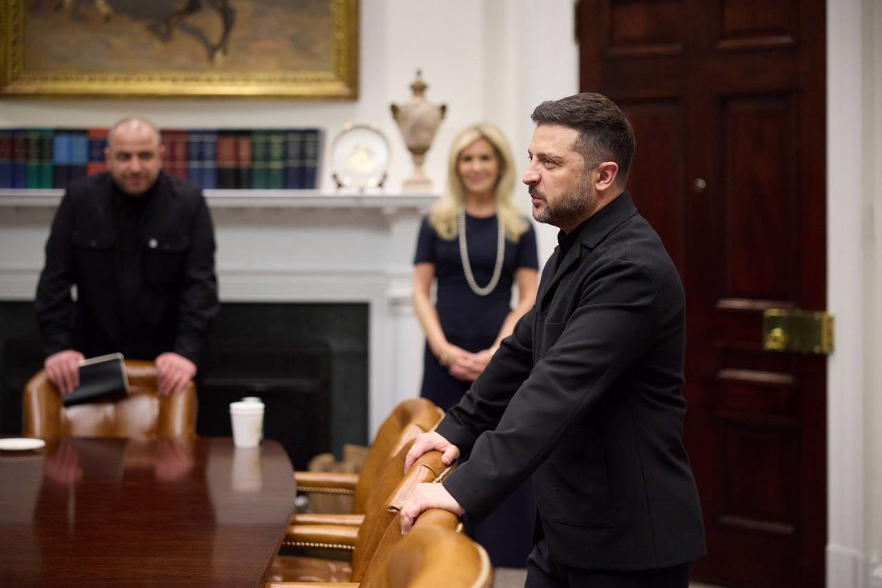 abd baskani trump beyaz sarayda zelenskiy ile gorustu 3 dOKSkKHd