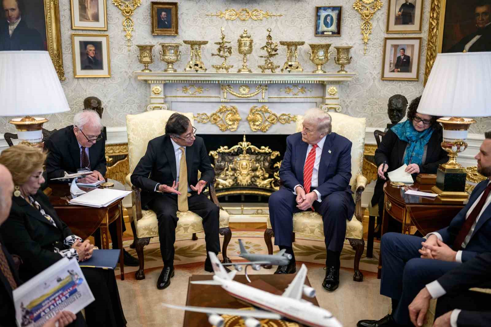 abd baskani trump kolombiya devlet baskani petro ile bir araya geldi 1