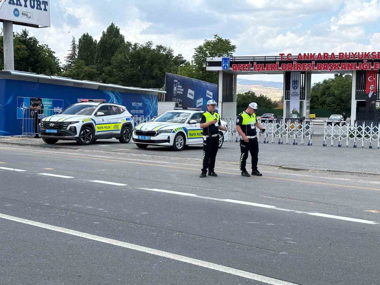 abd baskani trumpi tasiyan ucagin inecegi esenboga havalimaninda guvenlik onlemleri en ust seviye cikarildi sS4NKqVP