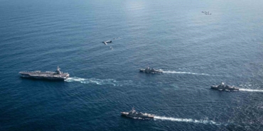 abd-donanmasindan-guney-mizragi-operasyonu-aciklamasi-dunyanin-en-buyuk-ucak-gemisi-uss-gerald-r-vqPEk2KJ.jpg