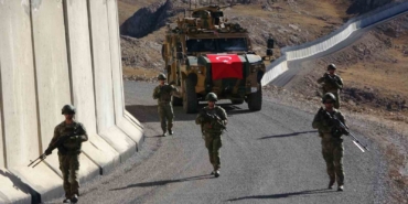abd-iran-gerilimi-golgesinde-turkiyenin-guvenlik-kalkani-van-sinir-duvari-hayati-rol-ustleniyor-ifL3ecyS.jpg
