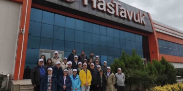 abd-turk-tavugunun-pesinde-hjuYB4ir.jpg