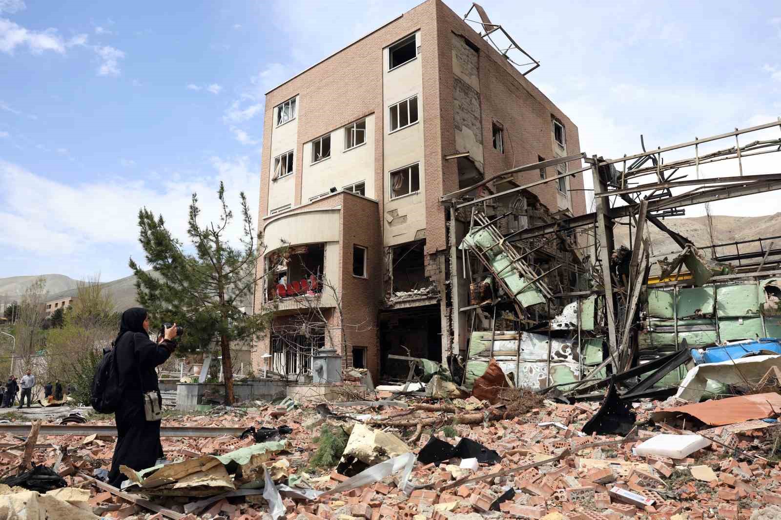 abd ve israilin tahrandaki sehit behesti universitesine saldirisi buyuk yikima yol acti 1
