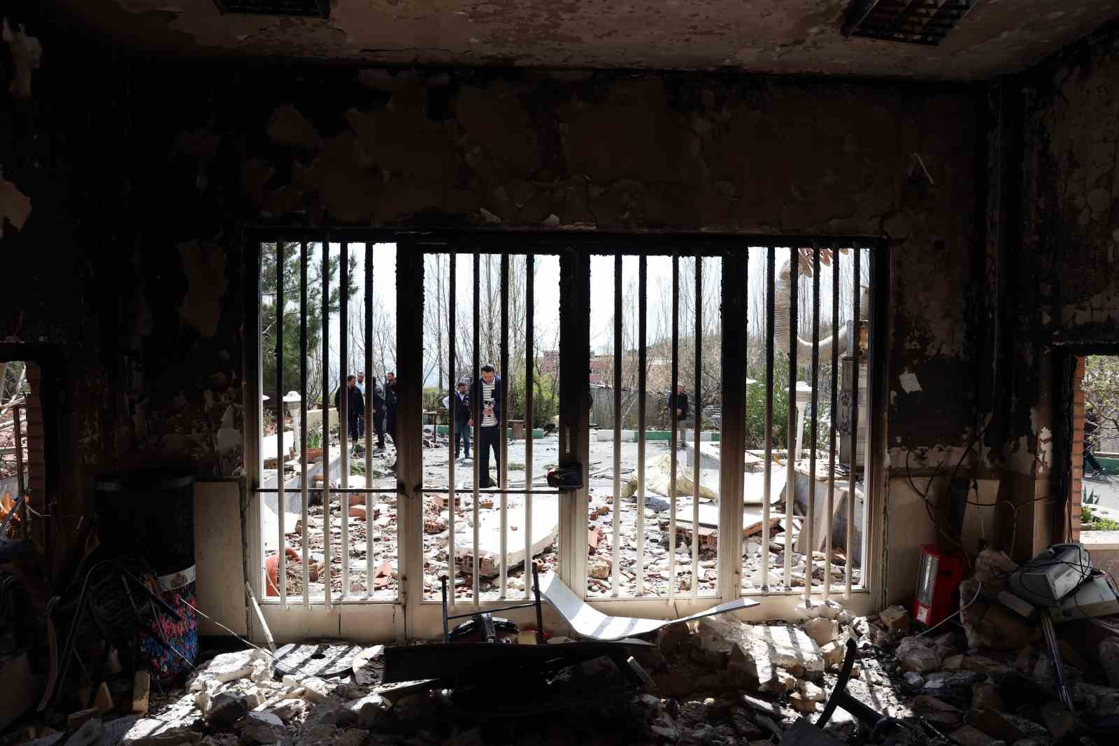 abd ve israilin tahrandaki sehit behesti universitesine saldirisi buyuk yikima yol acti 5