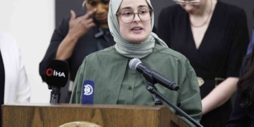 abdde-gozaltina-alinan-ozturkun-sinir-disi-davasi-sonlandirildi-e5Qjar59.jpg
