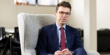 abdde-nukleer-bilimci-mit-profesoru-vurularak-olduruldu-IsSVHmwg.jpg