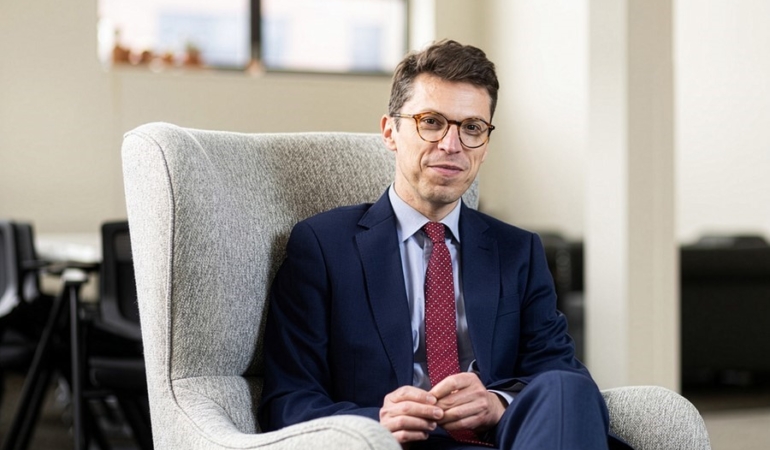 abdde-nukleer-bilimci-mit-profesoru-vurularak-olduruldu-IsSVHmwg.jpg