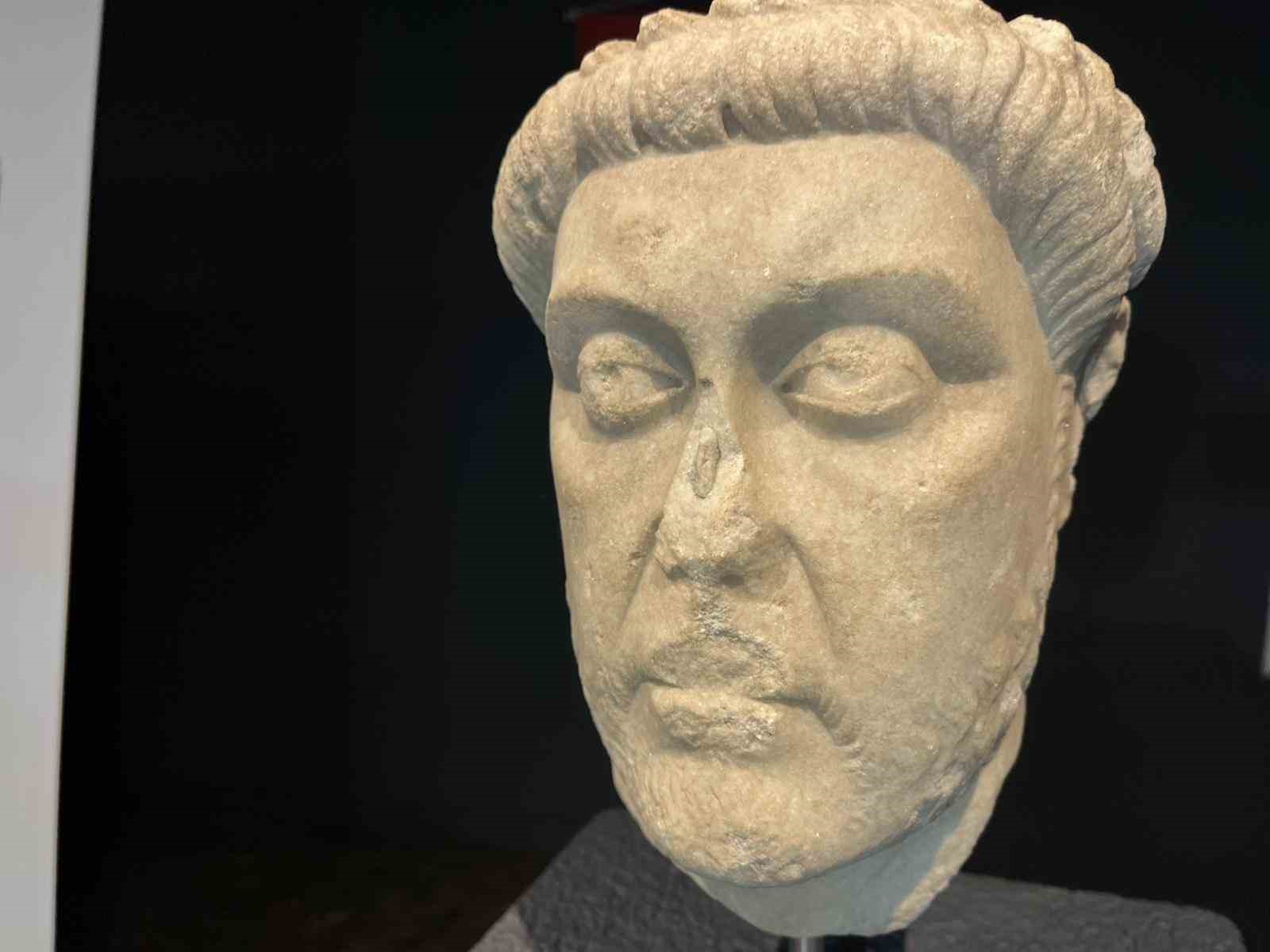 abdden geri alinan smyrna kokenli heykel basi izmirde sergileniyor 1 c3zgv8ft