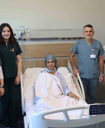 abdden-turkiyeye-sifa-icin-geldi-PU9QnXeO.jpg