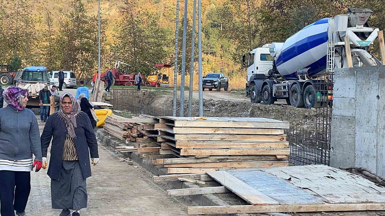 abdipasada dogal gaz calismalarina baslandi 4 3GGbK11n